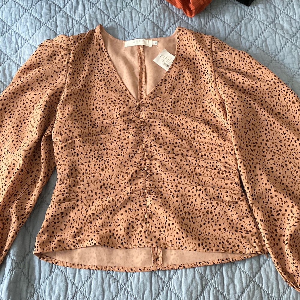 ASTR cinched front top